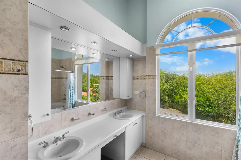 76 HARBOUR LIGHTS DR Humacao, PR 00791