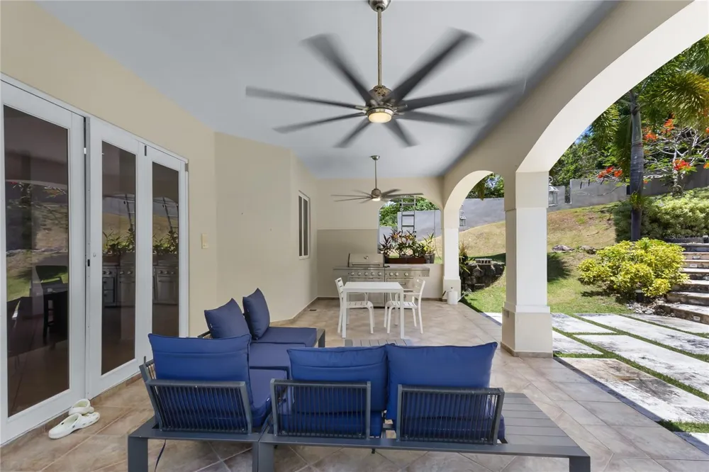 76 HARBOUR LIGHTS DR Humacao, PR 00791