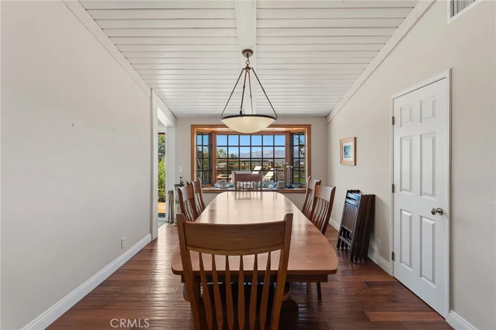 18070 Boris Drive Encino, CA 91316