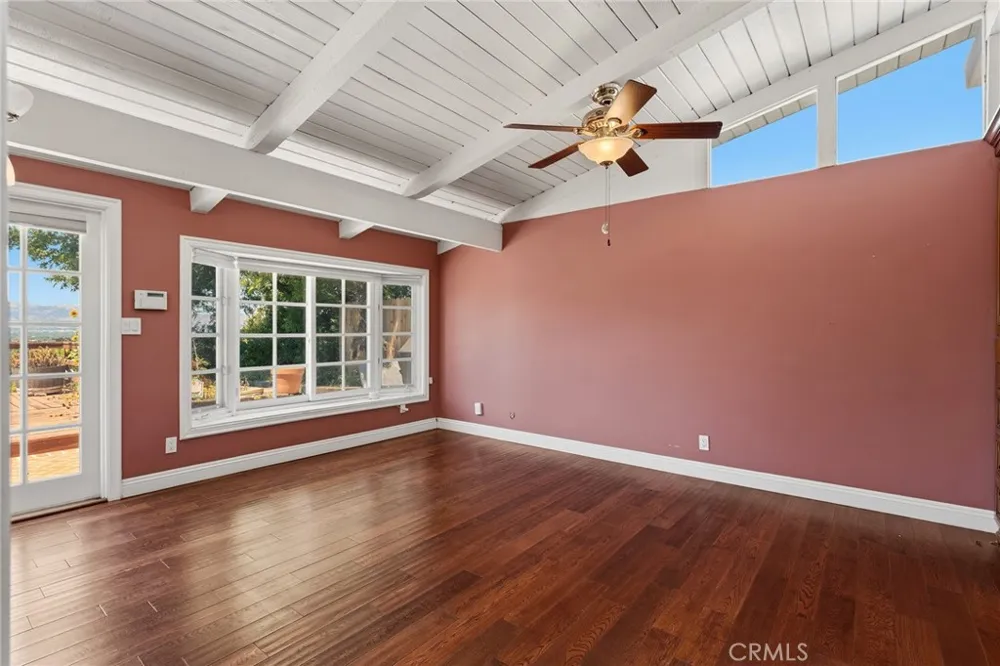 18070 Boris Drive Encino, CA 91316