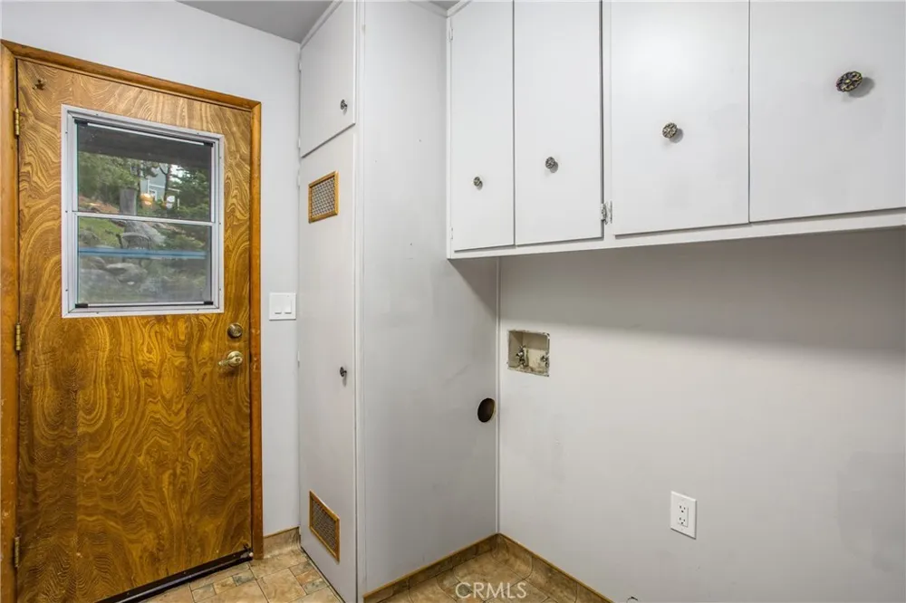 6429 Cedar Avenue Angelus Oaks, CA 92305