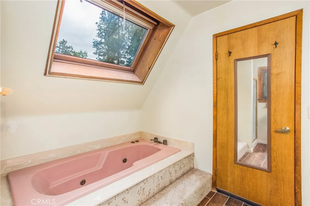 6429 Cedar Avenue Angelus Oaks, CA 92305