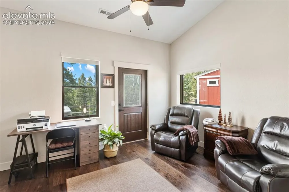 5542 North Road Divide, CO 80814