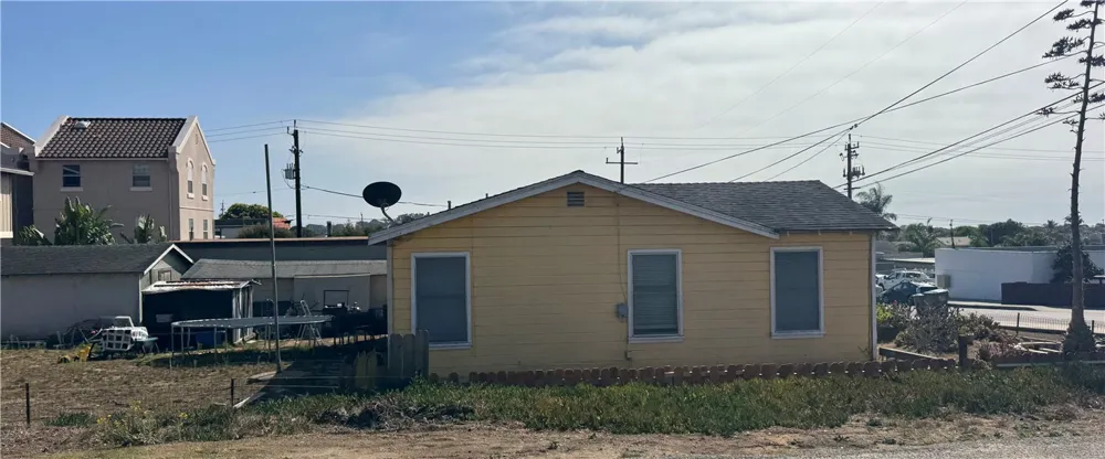 192 7th Grover Beach, CA 93433
