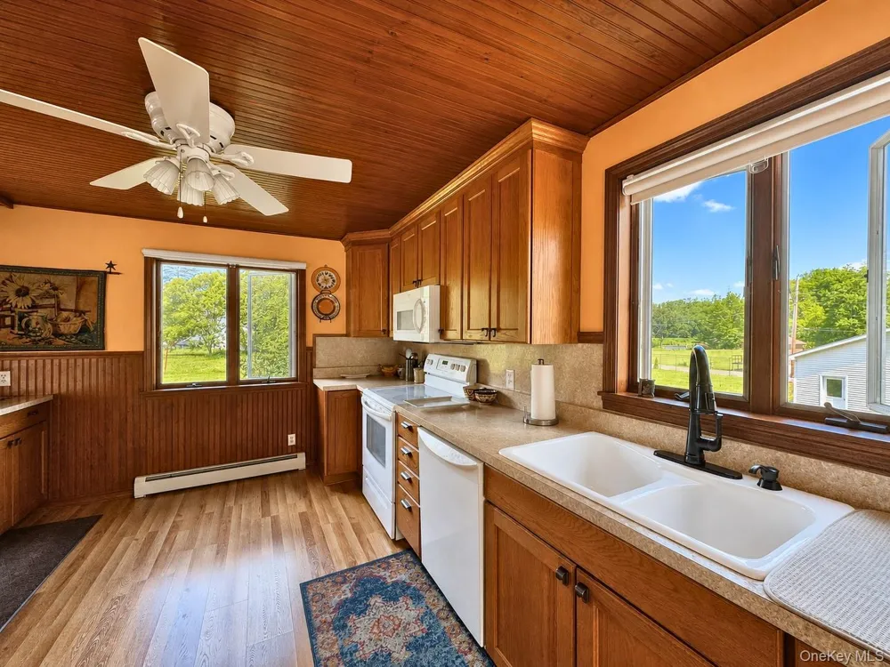 470 W Main Street Catskill, NY 12414