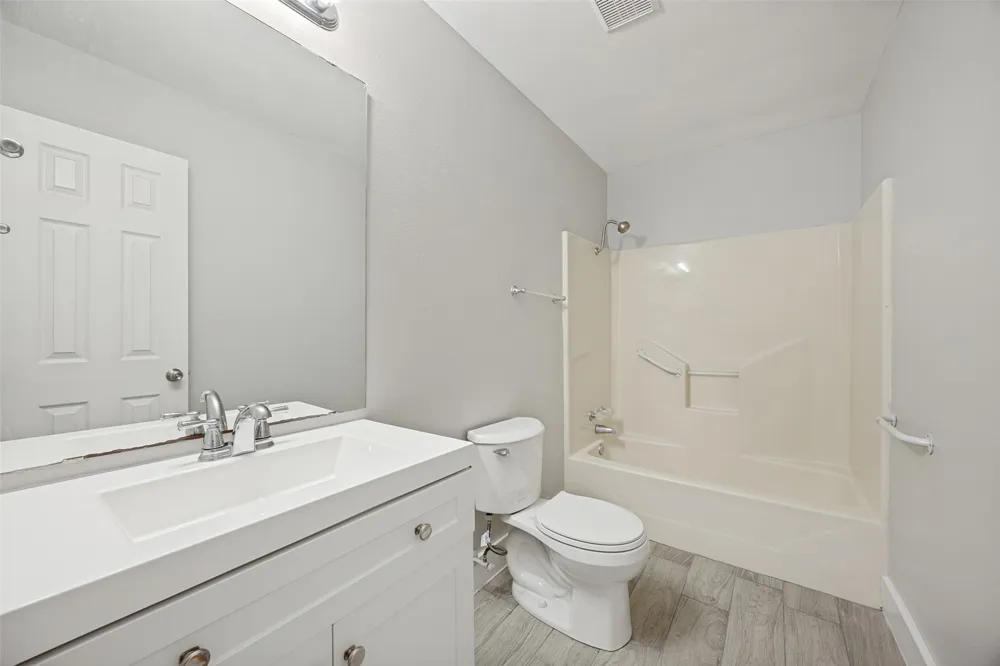 1009 Enlow Circle Commerce, TX 75428