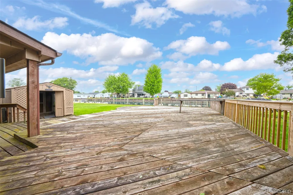 7774 Colony Drive Clay Township, MI 48001