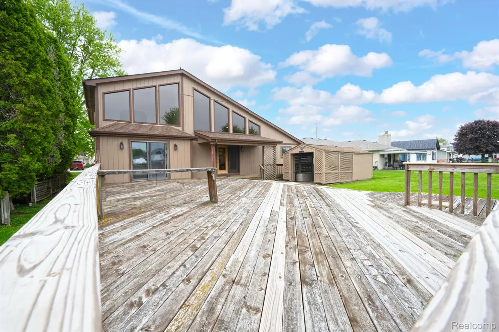 7774 Colony Drive Clay Township, MI 48001