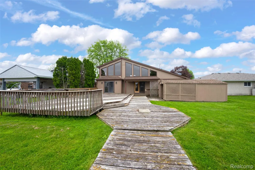 7774 Colony Drive Clay Township, MI 48001
