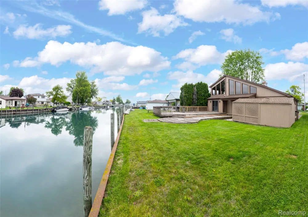 7774 Colony Drive Clay Township, MI 48001