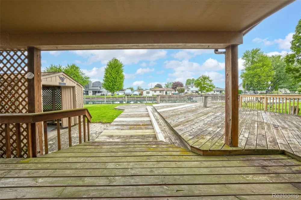 7774 Colony Drive Clay Township, MI 48001