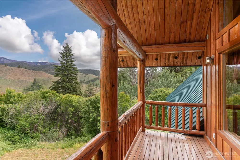 9350 North Fork Road Cashmere, WA 98815