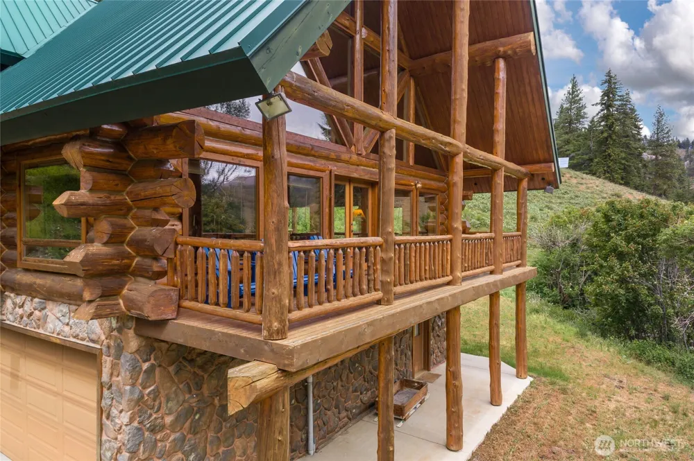 9350 North Fork Road Cashmere, WA 98815