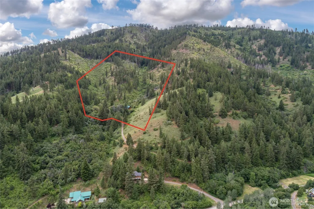 9350 North Fork Road Cashmere, WA 98815