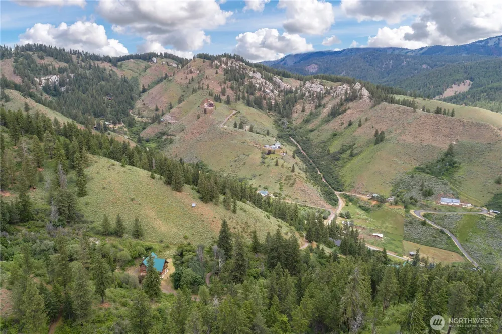 9350 North Fork Road Cashmere, WA 98815