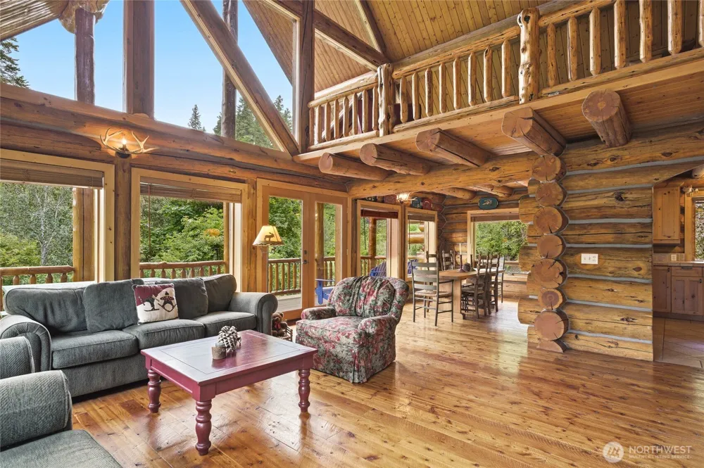 9350 North Fork Road Cashmere, WA 98815
