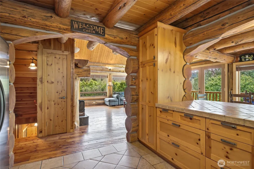 9350 North Fork Road Cashmere, WA 98815
