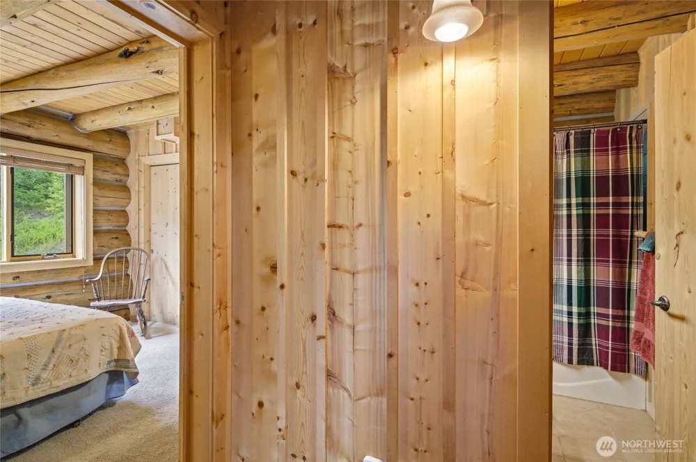 9350 North Fork Road Cashmere, WA 98815