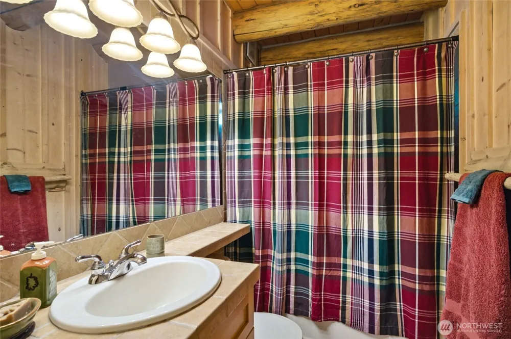 9350 North Fork Road Cashmere, WA 98815