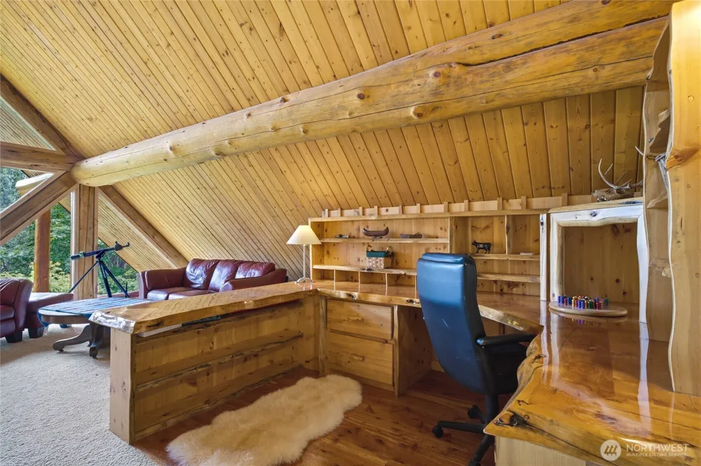 9350 North Fork Road Cashmere, WA 98815