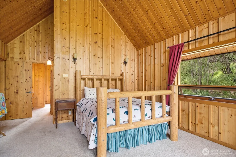9350 North Fork Road Cashmere, WA 98815