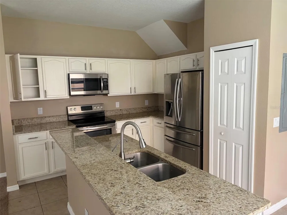 1407 RETREAT CIRCLE Clermont, FL 34714