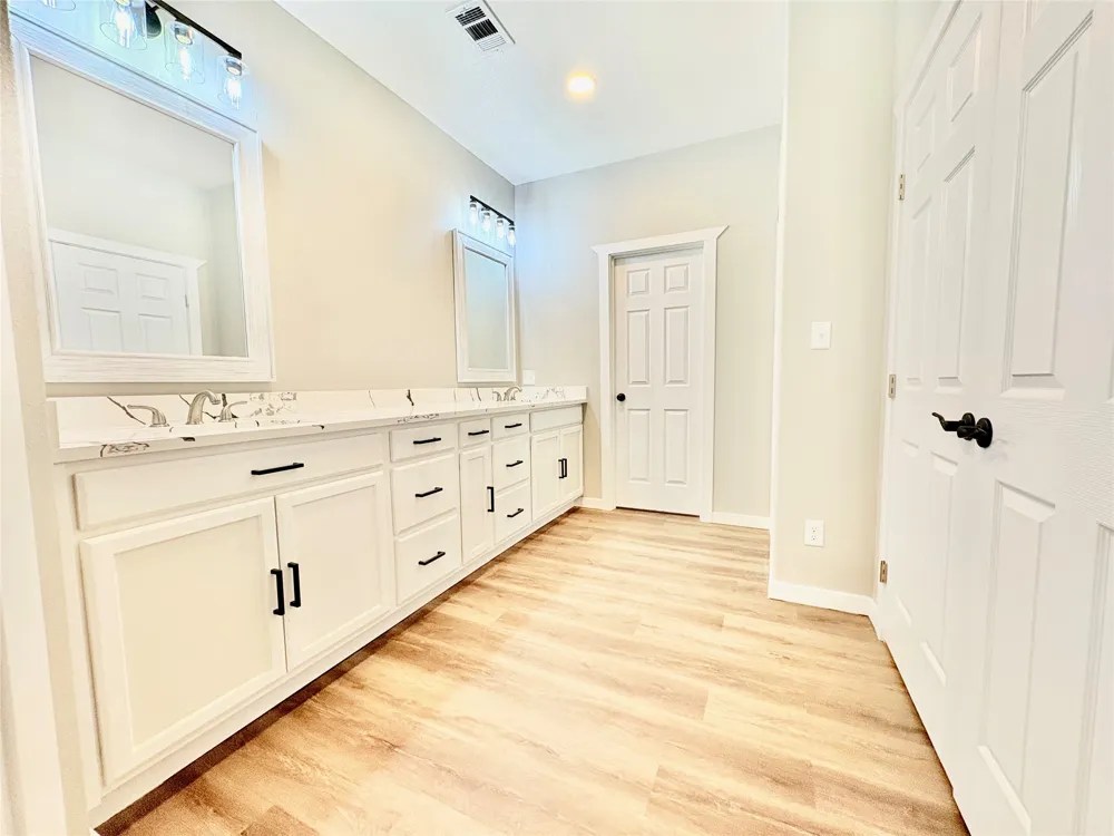 1503 S Rodgers Dr Graham, TX 76450