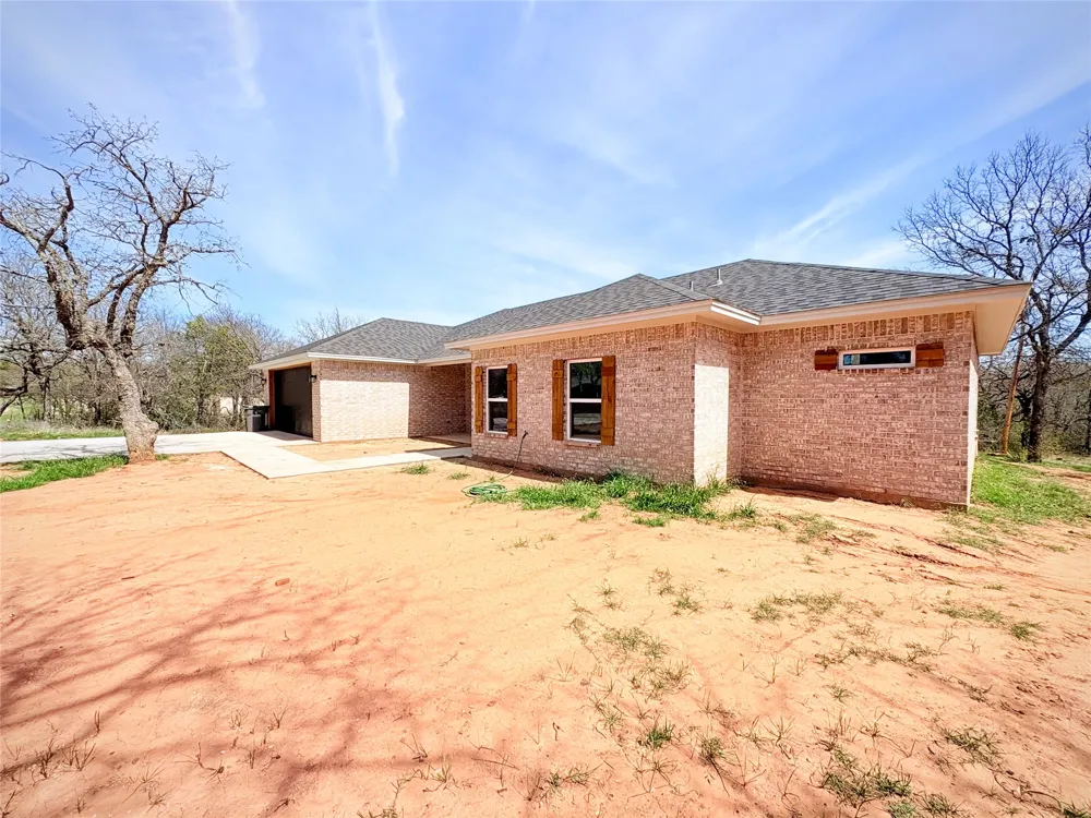 1503 S Rodgers Dr Graham, TX 76450
