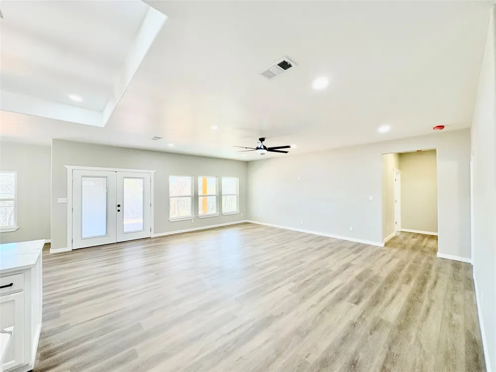 1503 S Rodgers Dr Graham, TX 76450