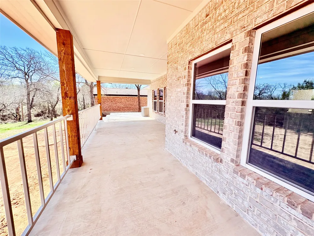1503 S Rodgers Dr Graham, TX 76450