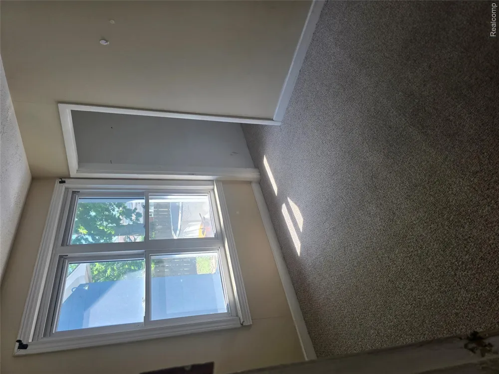 4128 Huron Dearborn Heights City, MI 48125