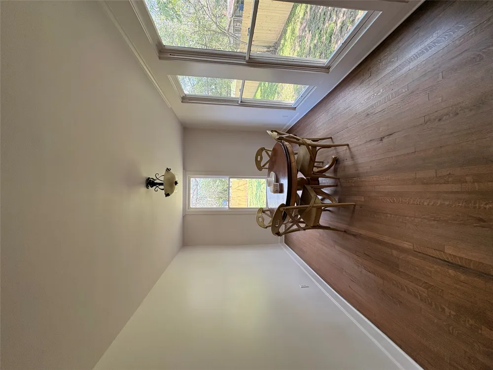 105 S Cedar Street Luling, TX 78648