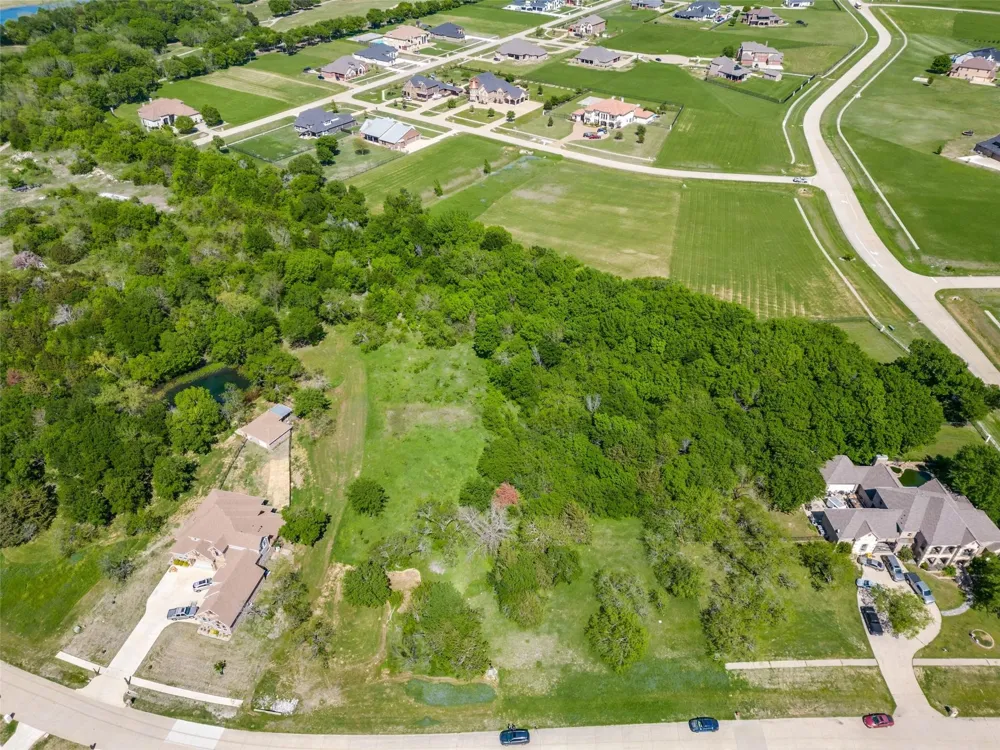 1216 Marker Drive Grand Prairie, TX 75104