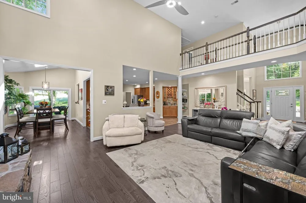 7921 GOODHURST DRIVE Gaithersburg, MD 20882