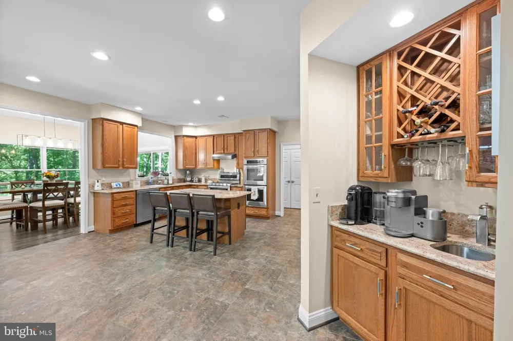 7921 GOODHURST DRIVE Gaithersburg, MD 20882