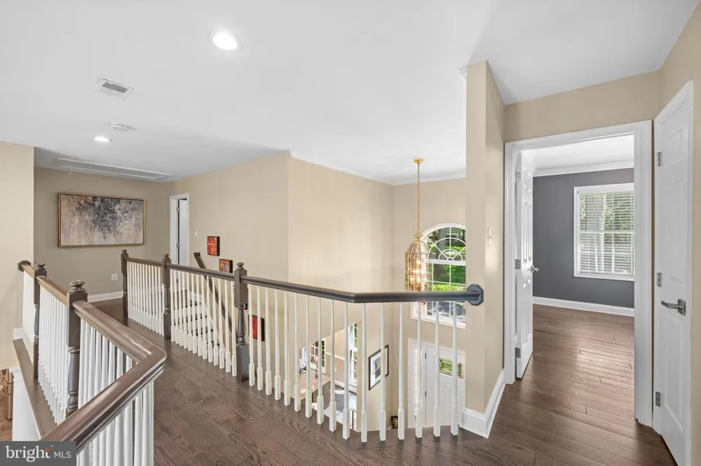 7921 GOODHURST DRIVE Gaithersburg, MD 20882