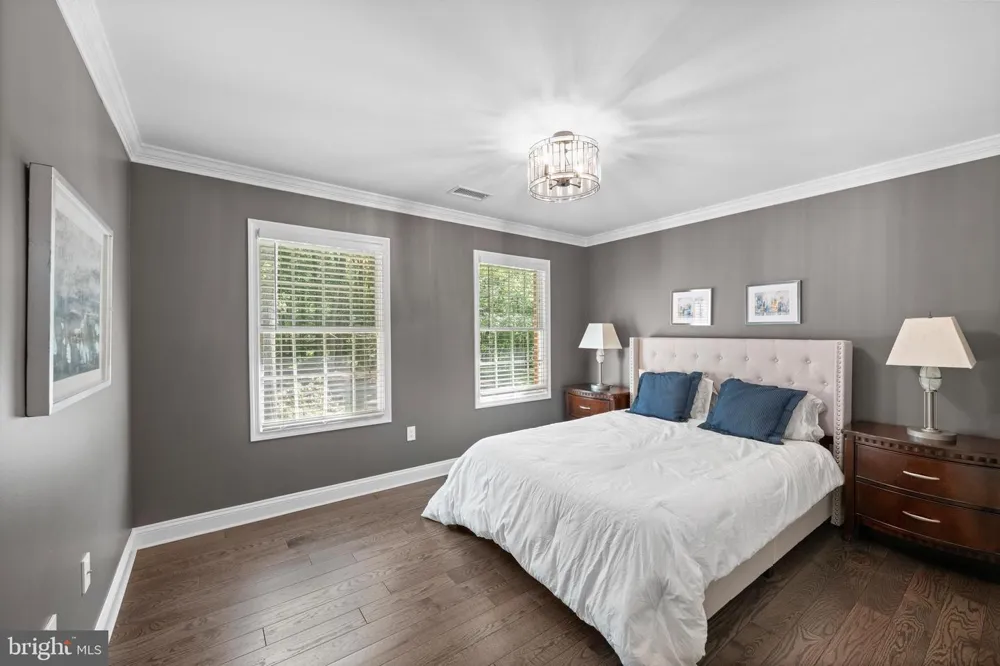 7921 GOODHURST DRIVE Gaithersburg, MD 20882