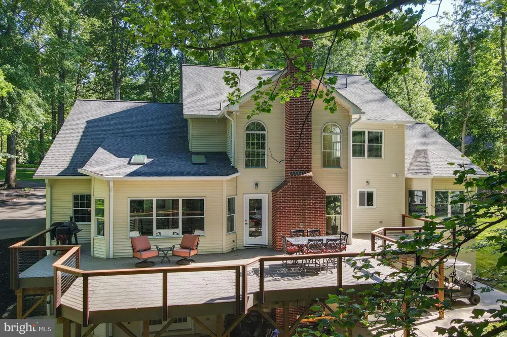 7921 GOODHURST DRIVE Gaithersburg, MD 20882