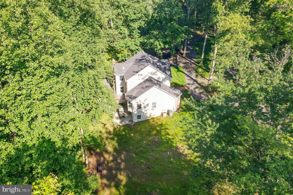 7921 GOODHURST DRIVE Gaithersburg, MD 20882