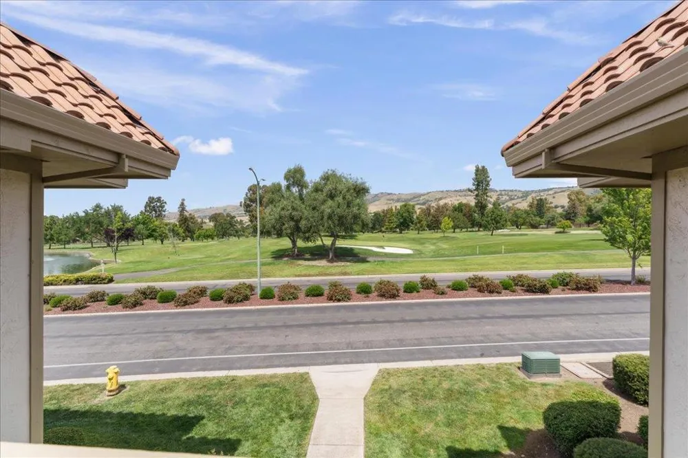 8014 Pinot Noir Court San Jose, CA 95135