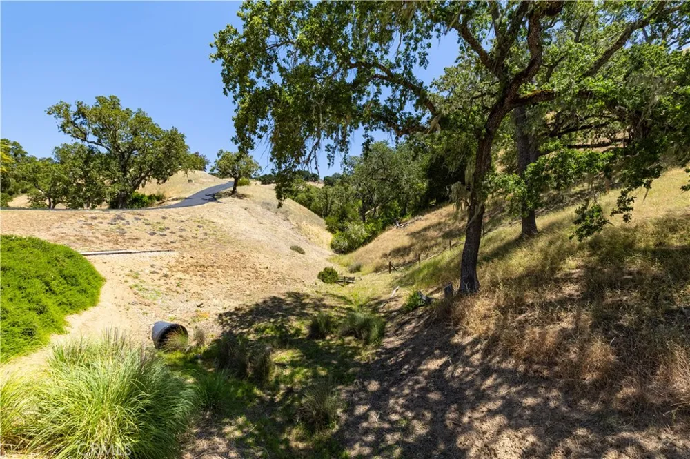 9905 Corriente Atascadero, CA 93422