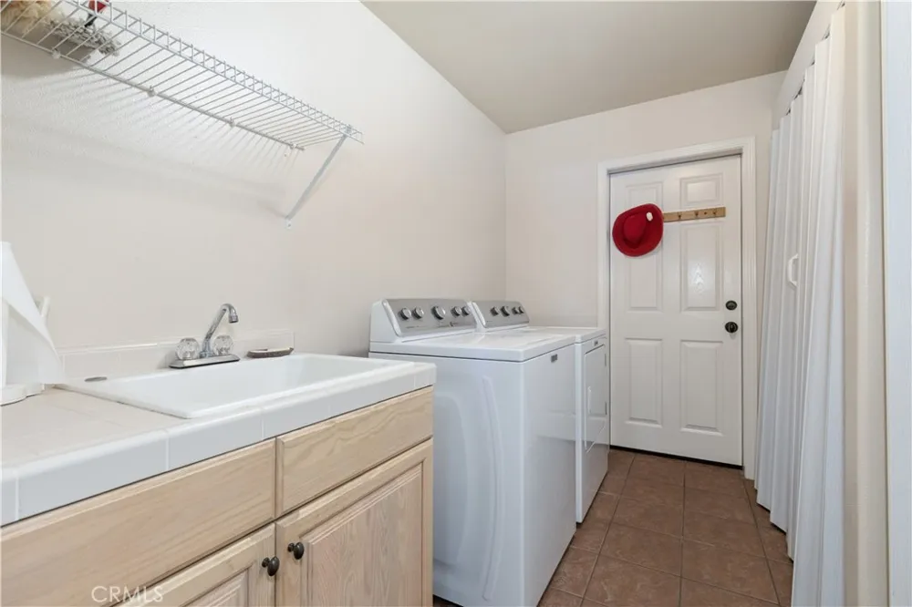 9905 Corriente Atascadero, CA 93422