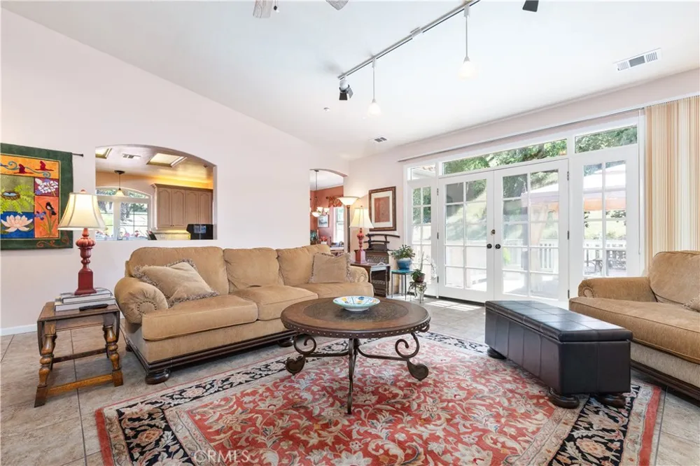 9905 Corriente Atascadero, CA 93422
