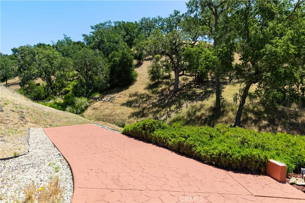 9905 Corriente Atascadero, CA 93422