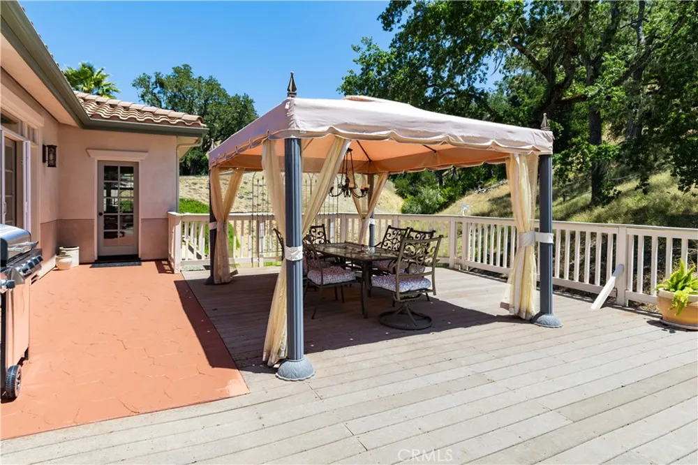 9905 Corriente Atascadero, CA 93422