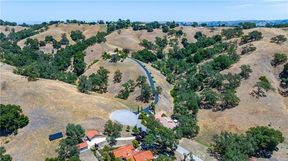 9905 Corriente Atascadero, CA 93422