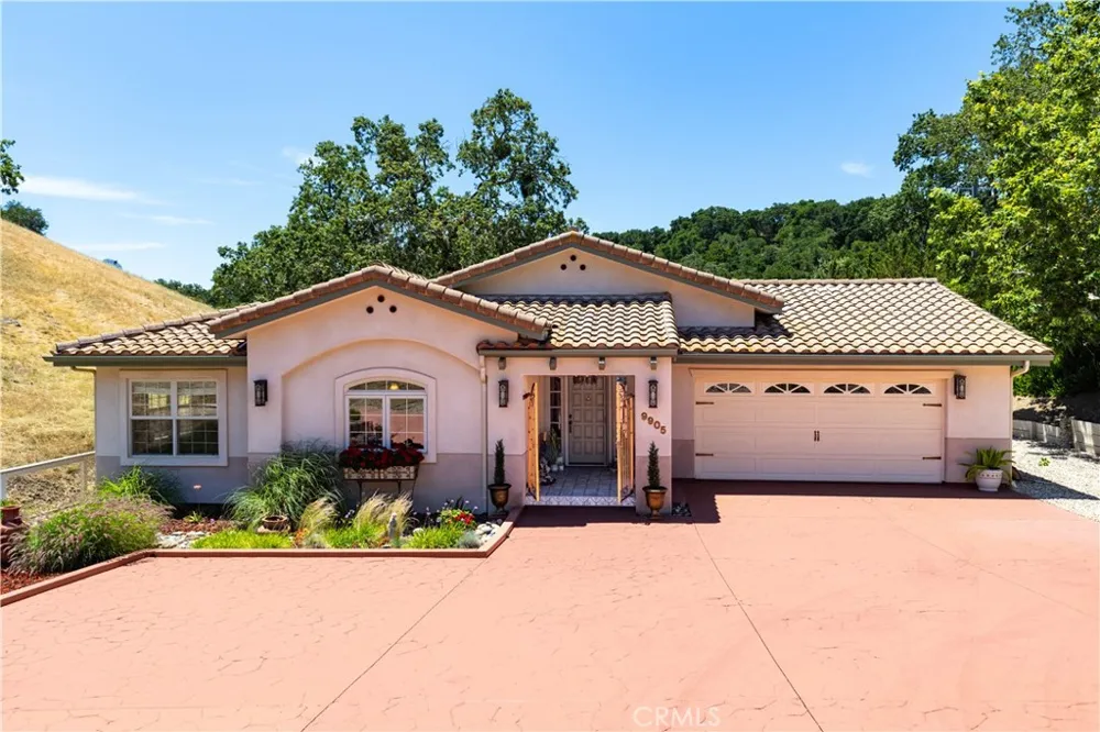 9905 Corriente Atascadero, CA 93422