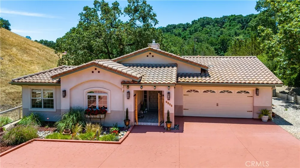 9905 Corriente Atascadero, CA 93422