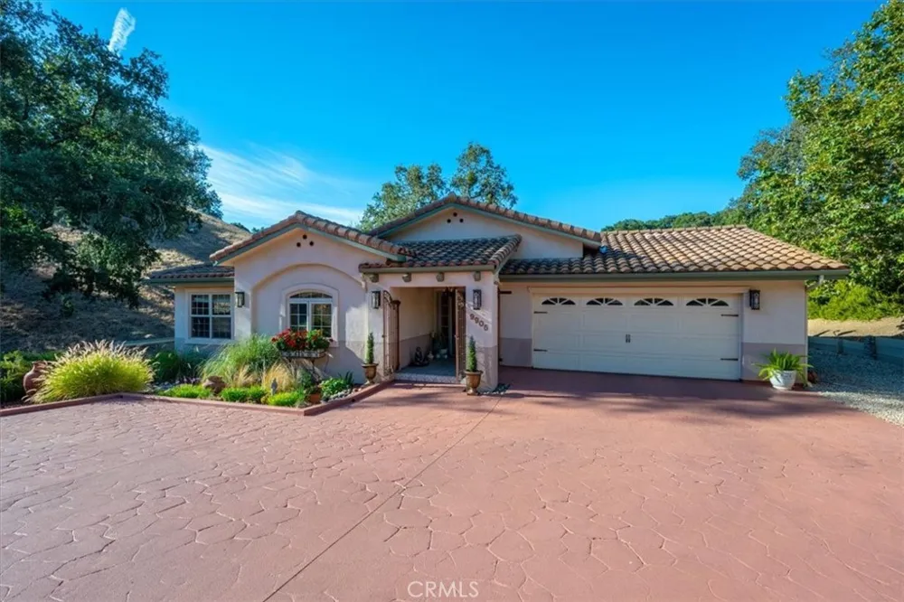 9905 Corriente Atascadero, CA 93422