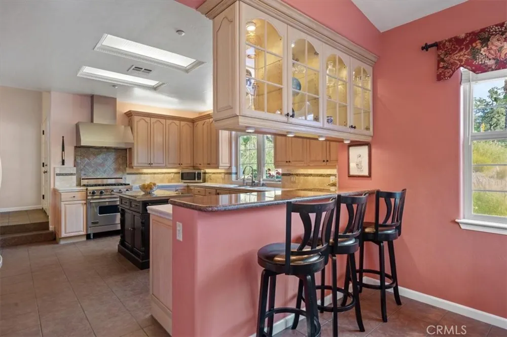 9905 Corriente Atascadero, CA 93422